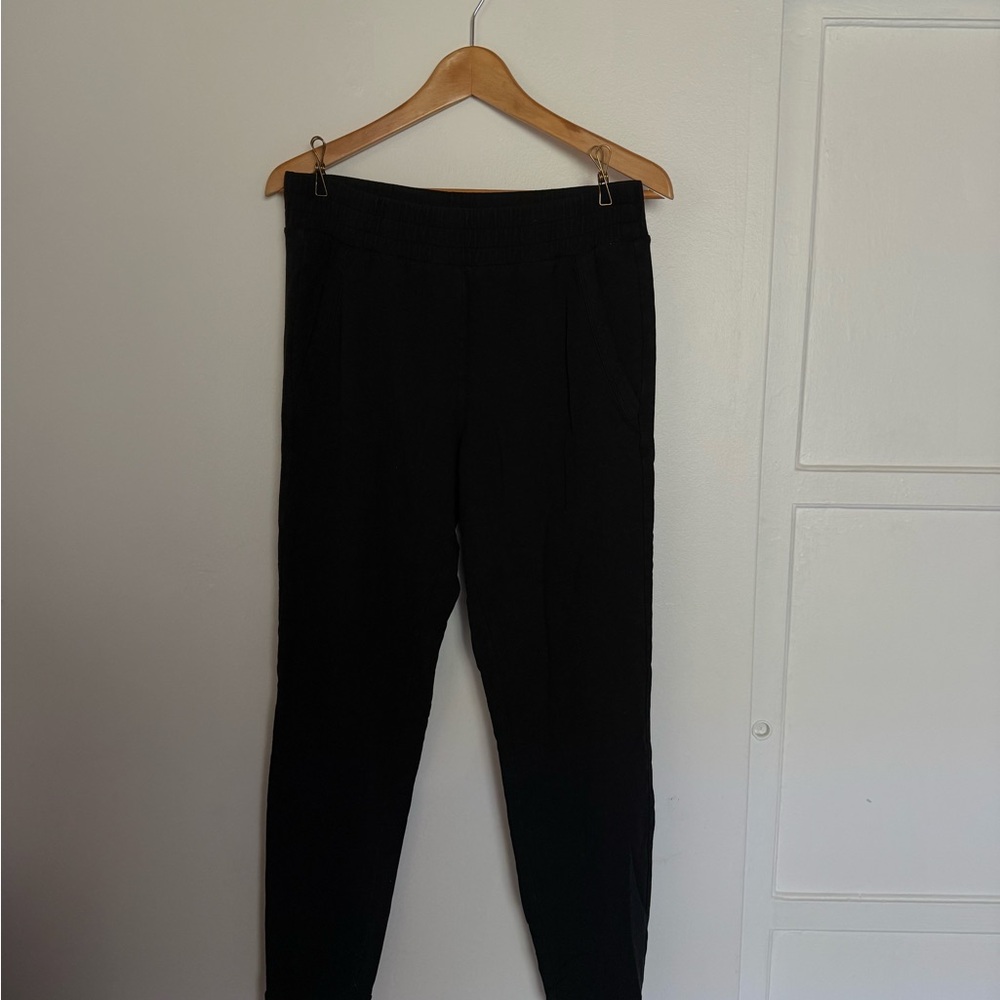 Alo Joggers